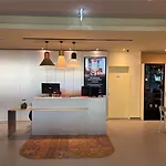 Ξενοδοχείο Ibis 2*
