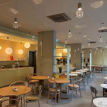 Ibis Hotel