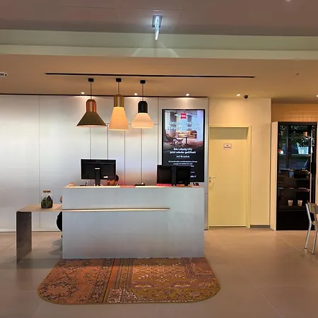 Hotel Ibis