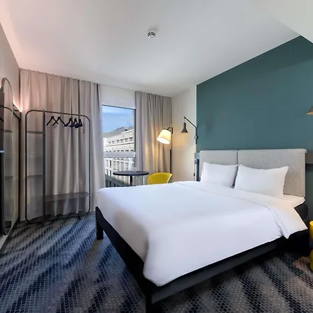 Ibis Hotel 2*