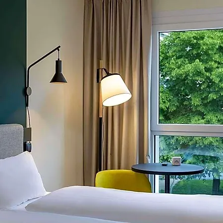 Ibis Otel