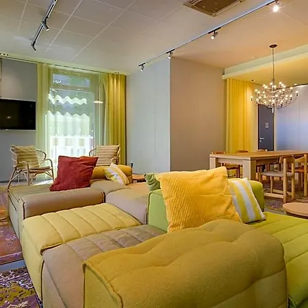 Otel Ibis 2*