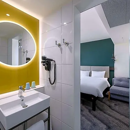Otel Ibis 2*